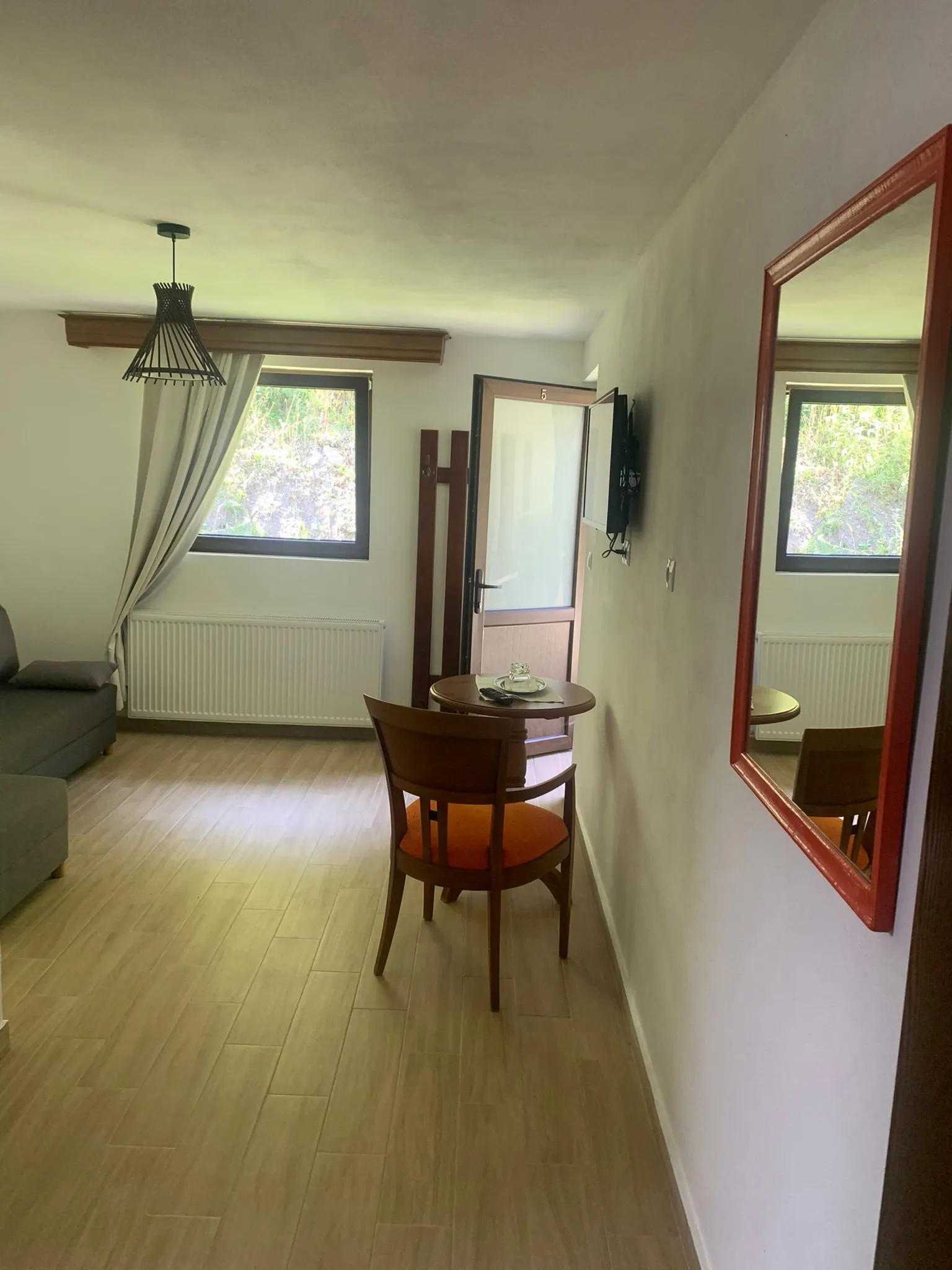 Studio — Acces pentru persoanele cu mobilitate redusă