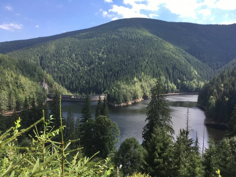 Barajul Gâtul Berbecului